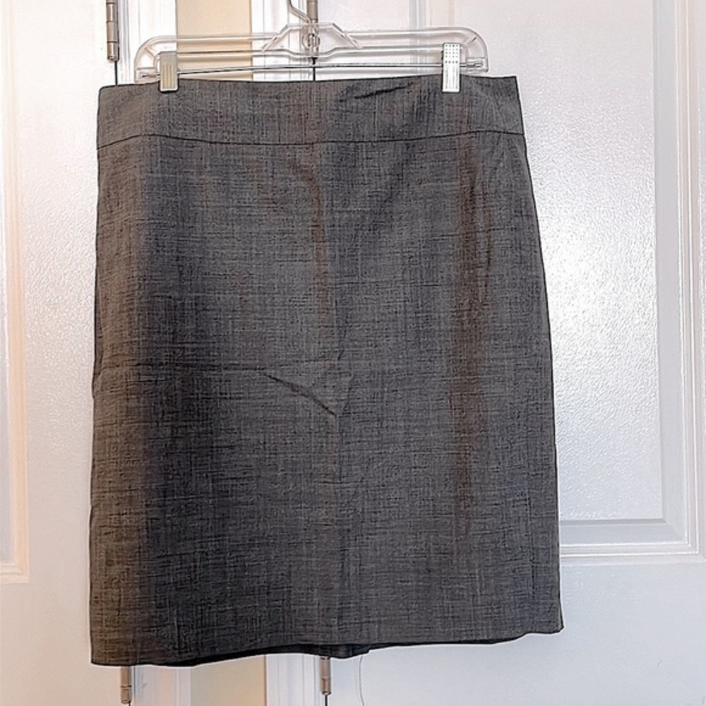 Banana Republic Stretch Gray Wool Skirt; Lined; Sz 14; Great for Fall & Winter!